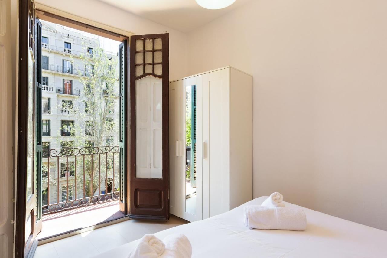 Stay U-Nique Apartments Mistral Barcelona Luaran gambar