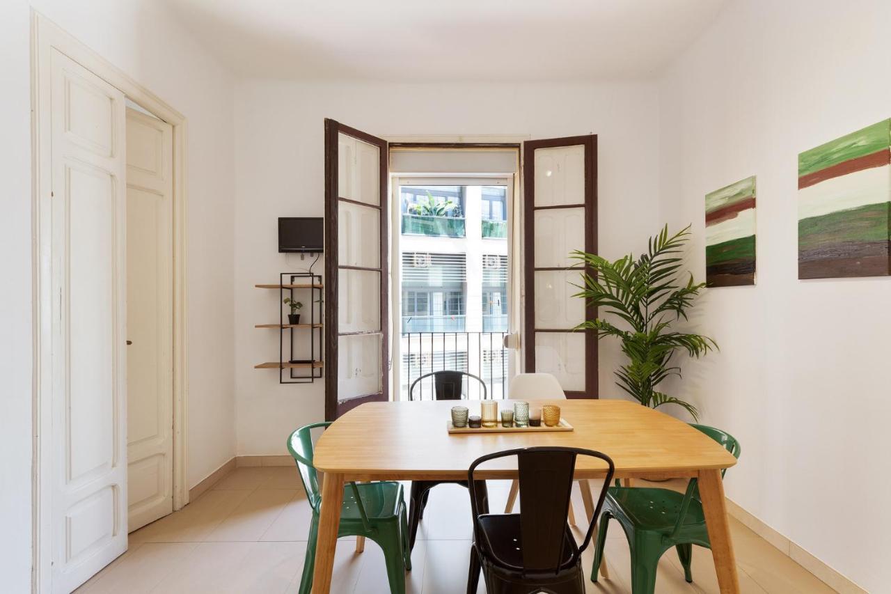 Stay U-Nique Apartments Mistral Barcelona Luaran gambar
